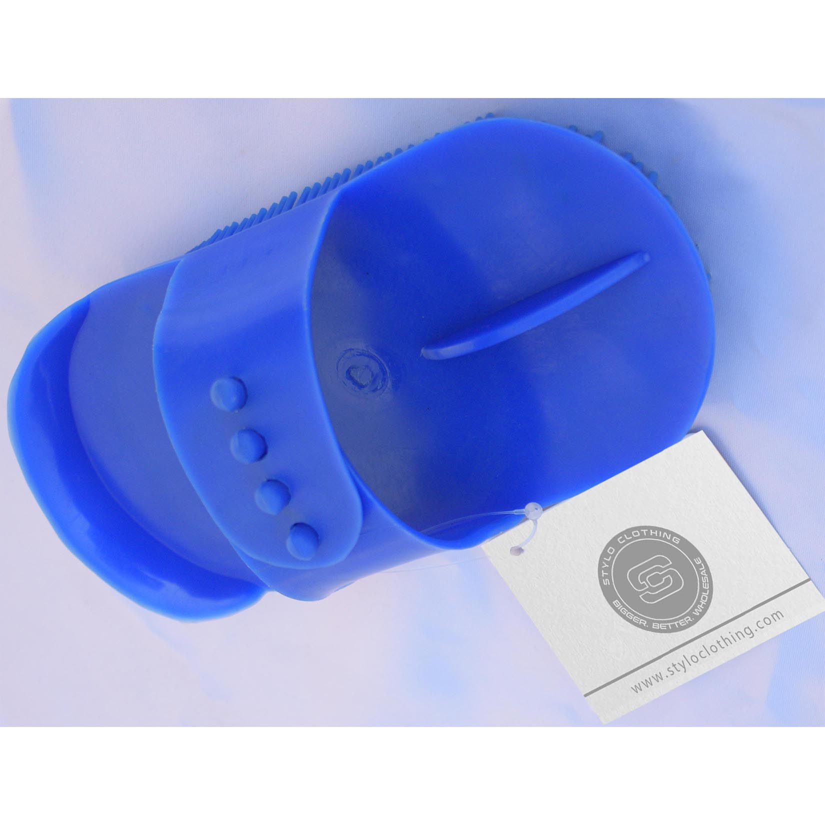 Essential Plastic Curry Comb for Horse Grooming - Top Pick for Equestrians