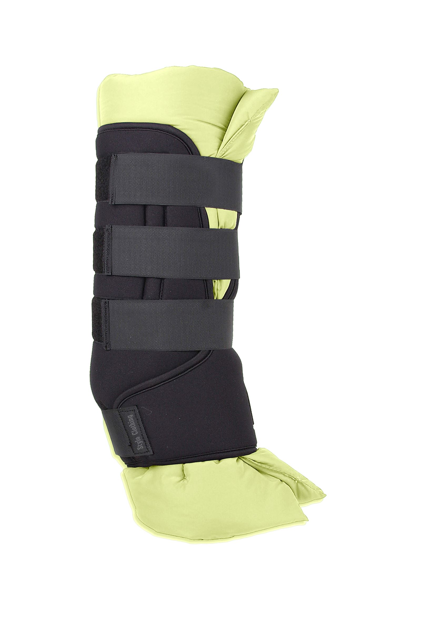 Horse Wrap Boots with removable bandage pads, designed for enhanced stability and support, perfect for daily riding and protection. Horse Wrap Boots with detachable bandage pads, designed to provide stability and prevent injury during intense equestrian training.
