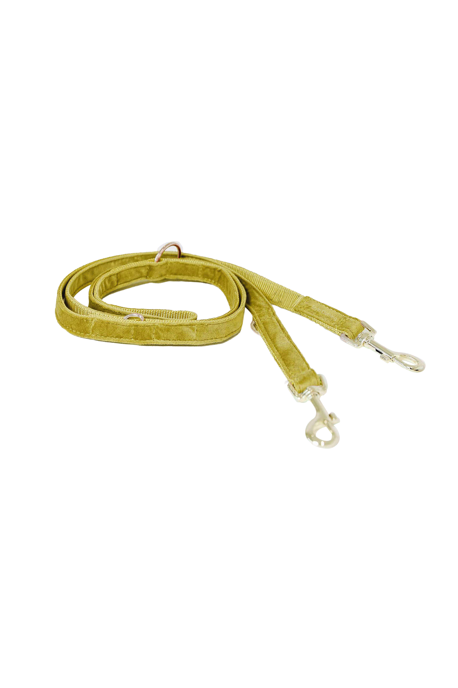 Luxurious velvet dog lead with durable nylon adjustable rings for a comfortable and stylish walk